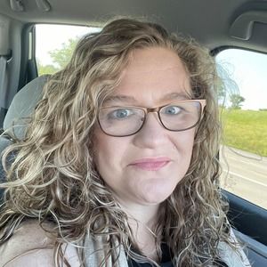 Meet your Posher, Candace